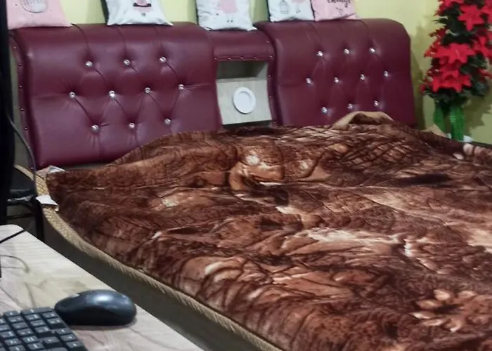 Pine Guest House Sawan Tangmarg